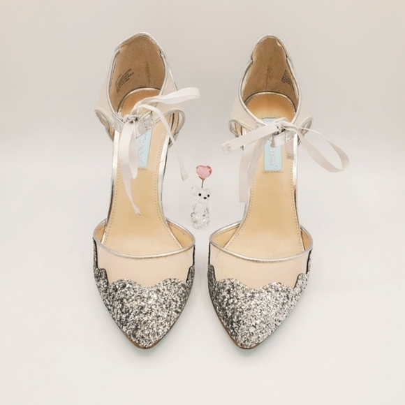 Betsey Johnson Stela shoes NIB - Picture 2 of 11